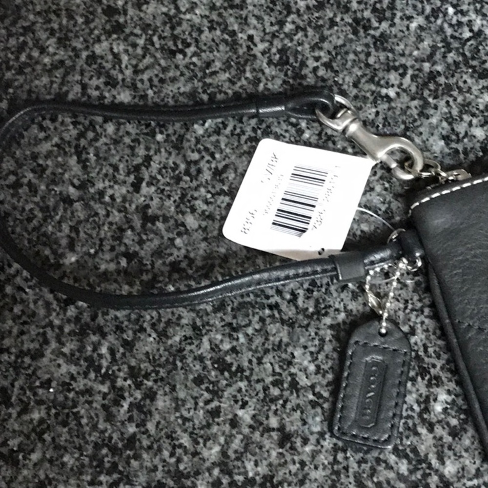 Coach Authentic Wristlet - Picture 4 of 4